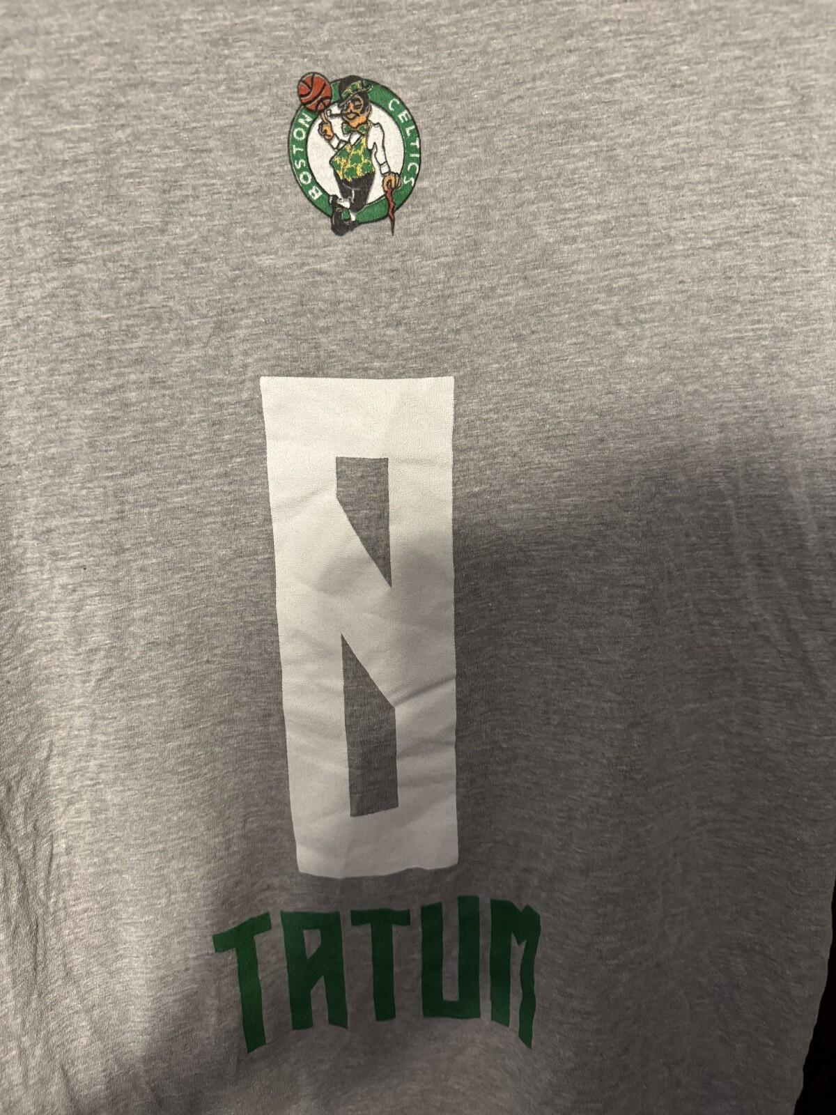 Boston Celtics Tatum #0 T-Shirt Men Size L NBA Gray