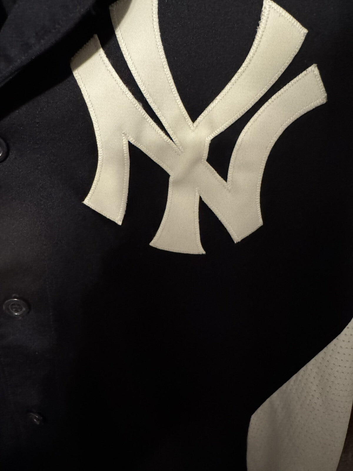 New York Yankees Majestic Button up Jersey Men Sz L (?) Blue
