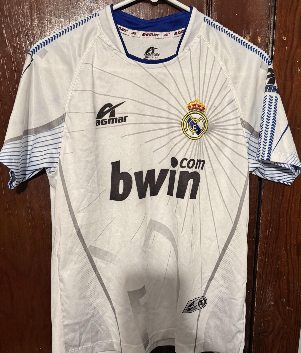Real Madrid Kid's Soccer jersey Size M? White