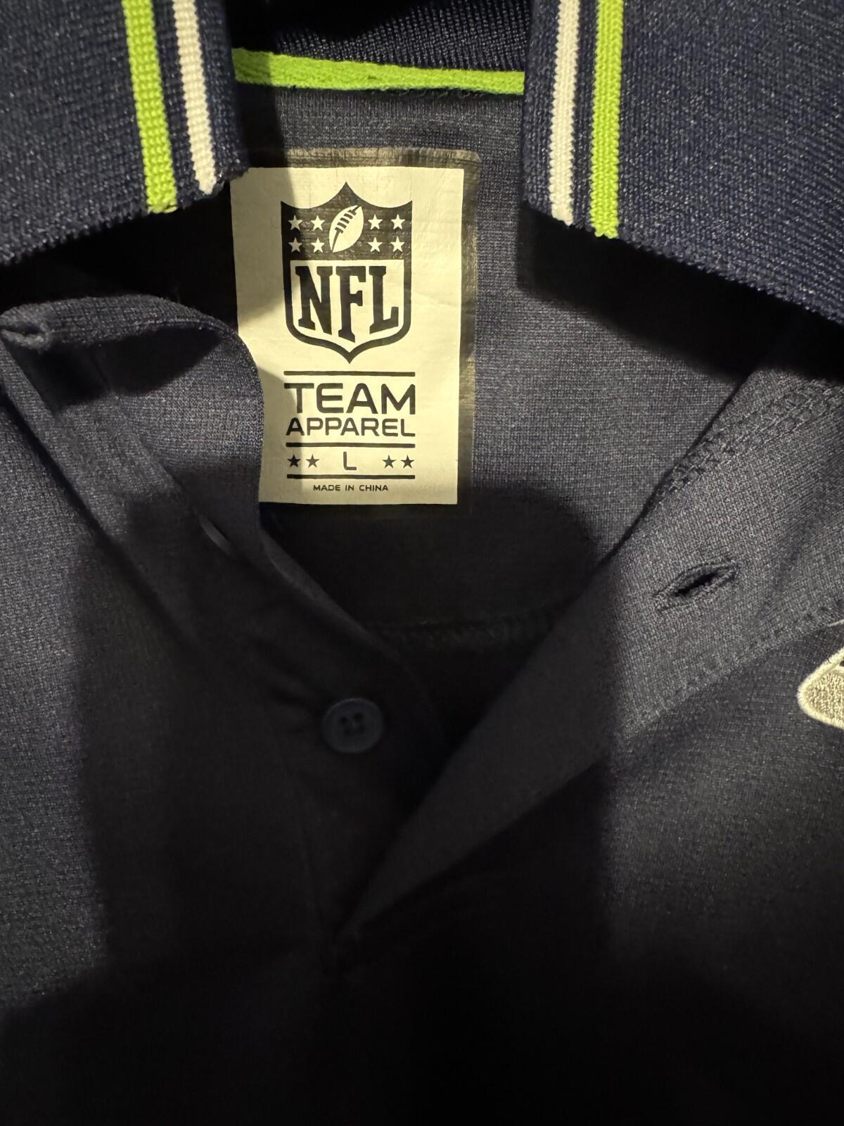 Seattle Seahawks Logo S/S Polo Men Size L Blue