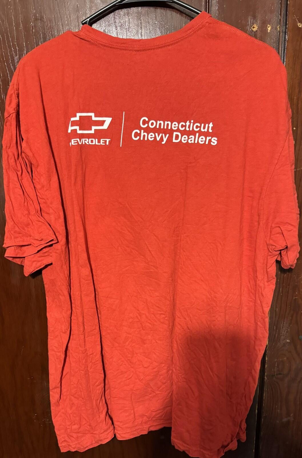 UConn Huskies Short Sleeve Tee Men's XL? Red