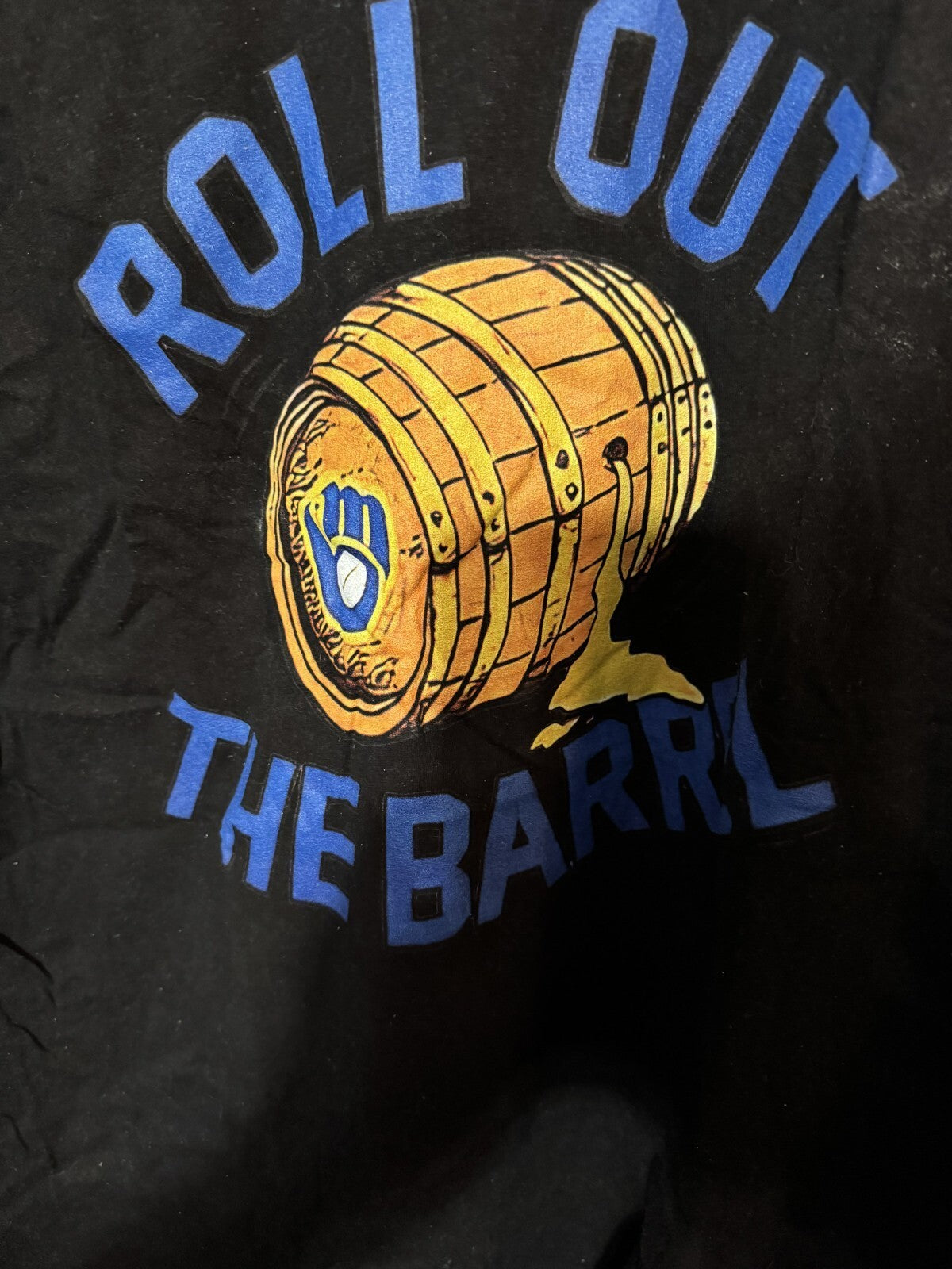 Milwaukee Brewers Roll Out The Barrel Men's Size XXL t-shirt Black