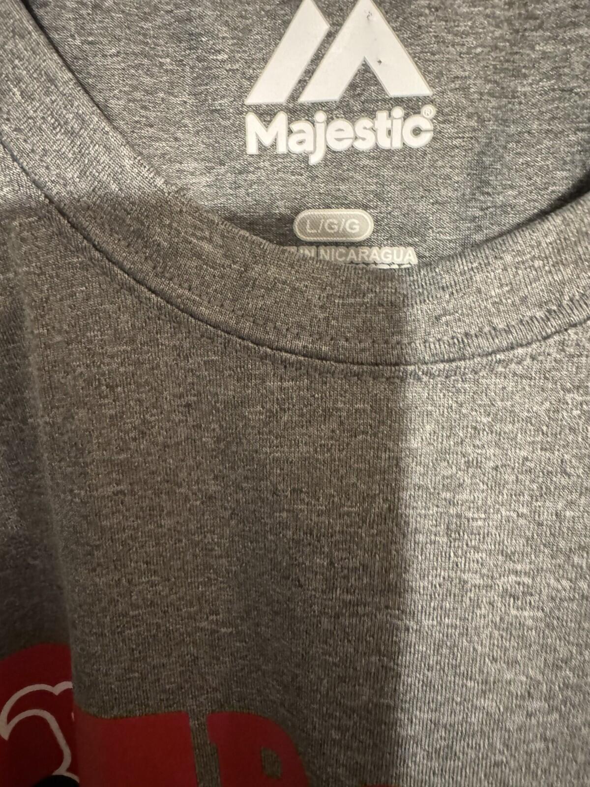 Boston Red Sox Majestic Short Sleeve Tee Men's L Gray MLB