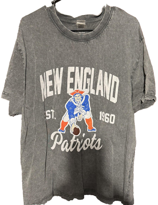New England Patriots Team Apparel T Shirt Men Sz XL? Gray