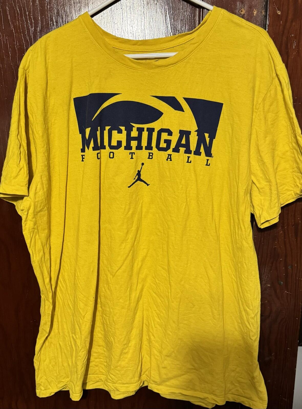 Michigan Wolverines Vintage 2016 Nike T-shirt Sz 2XL Yellow