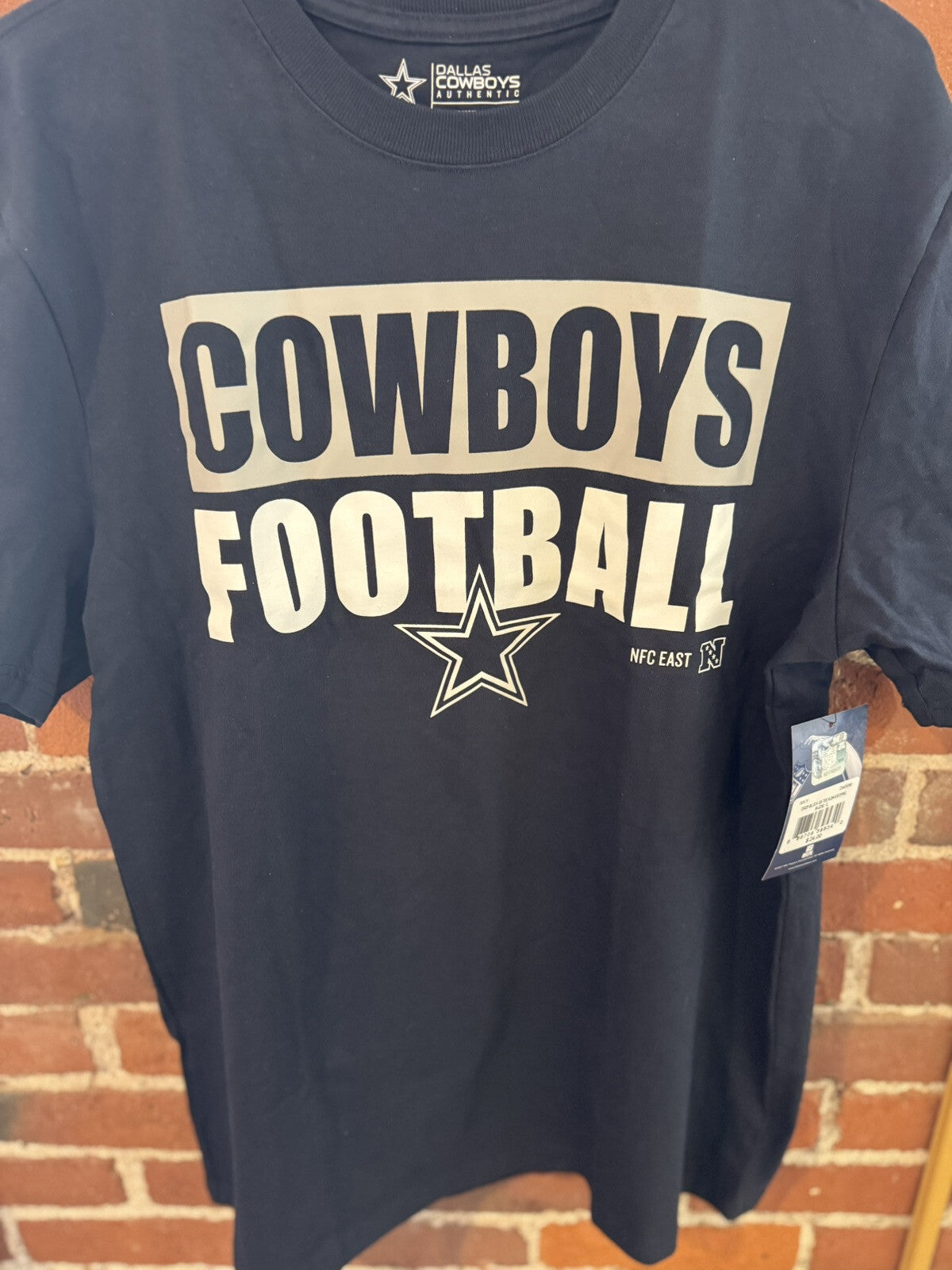 Dallas Cowboys Blue T-shirt Men Sz L NEW WITH TAGS