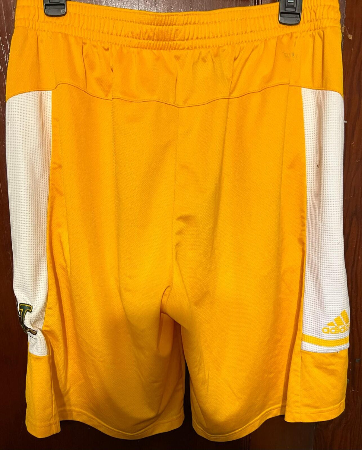 Vermont Catamounts Adidas Shorts Men Size L Yellow