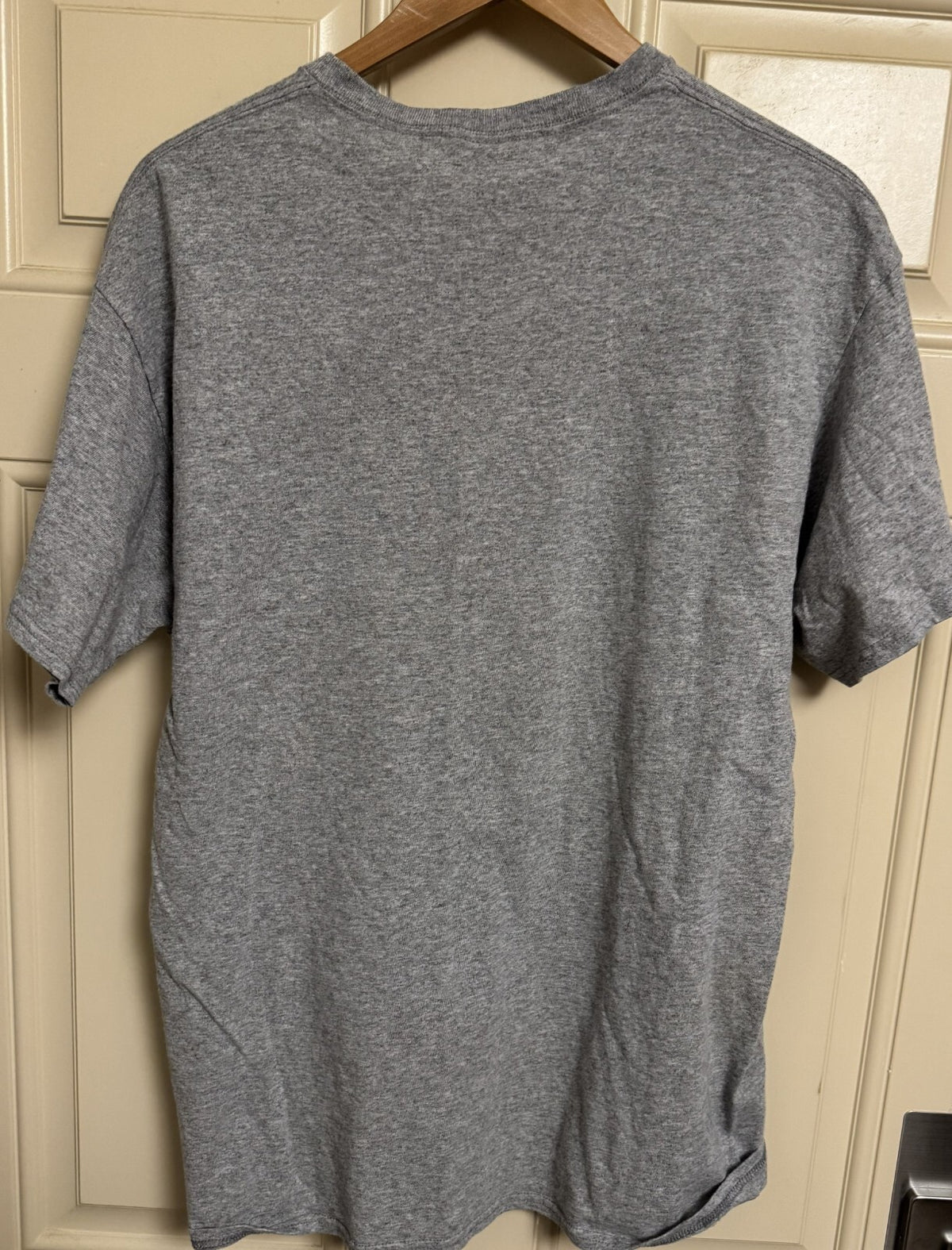 Captain Marvel Tee shirt Men Size L (?) Gray