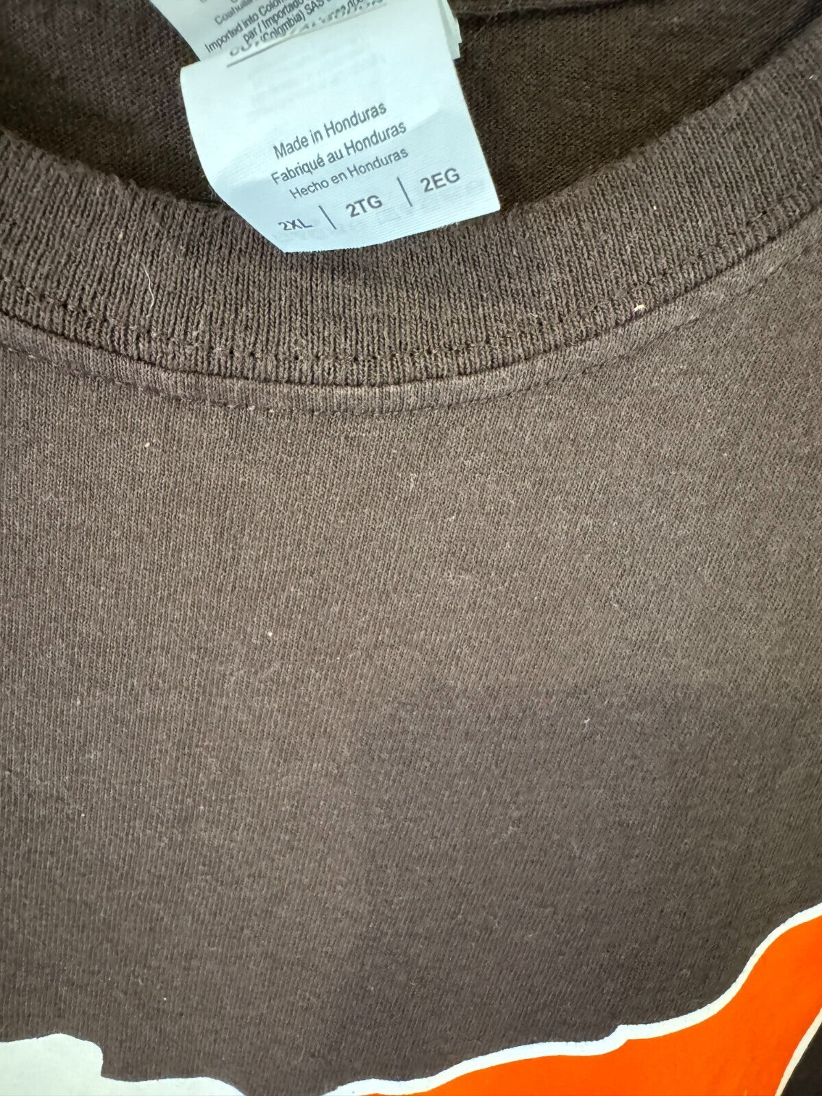 Cleveland Football Men's Size 2XL tee shirt Brown