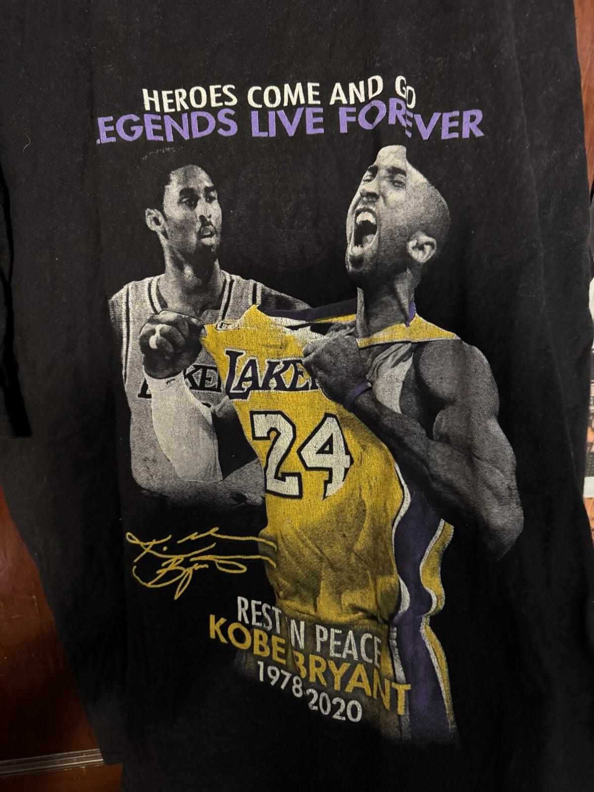 Los Angeles Lakers Kobe Bryant T-Shirt Men Sz XXL? Black
