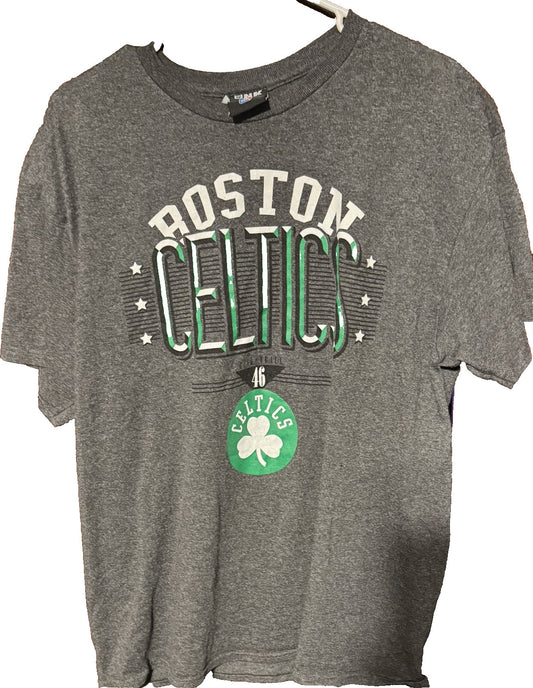 Boston Celtics Unk Short Sleeve T-Shirt Men Size L NBA Gray
