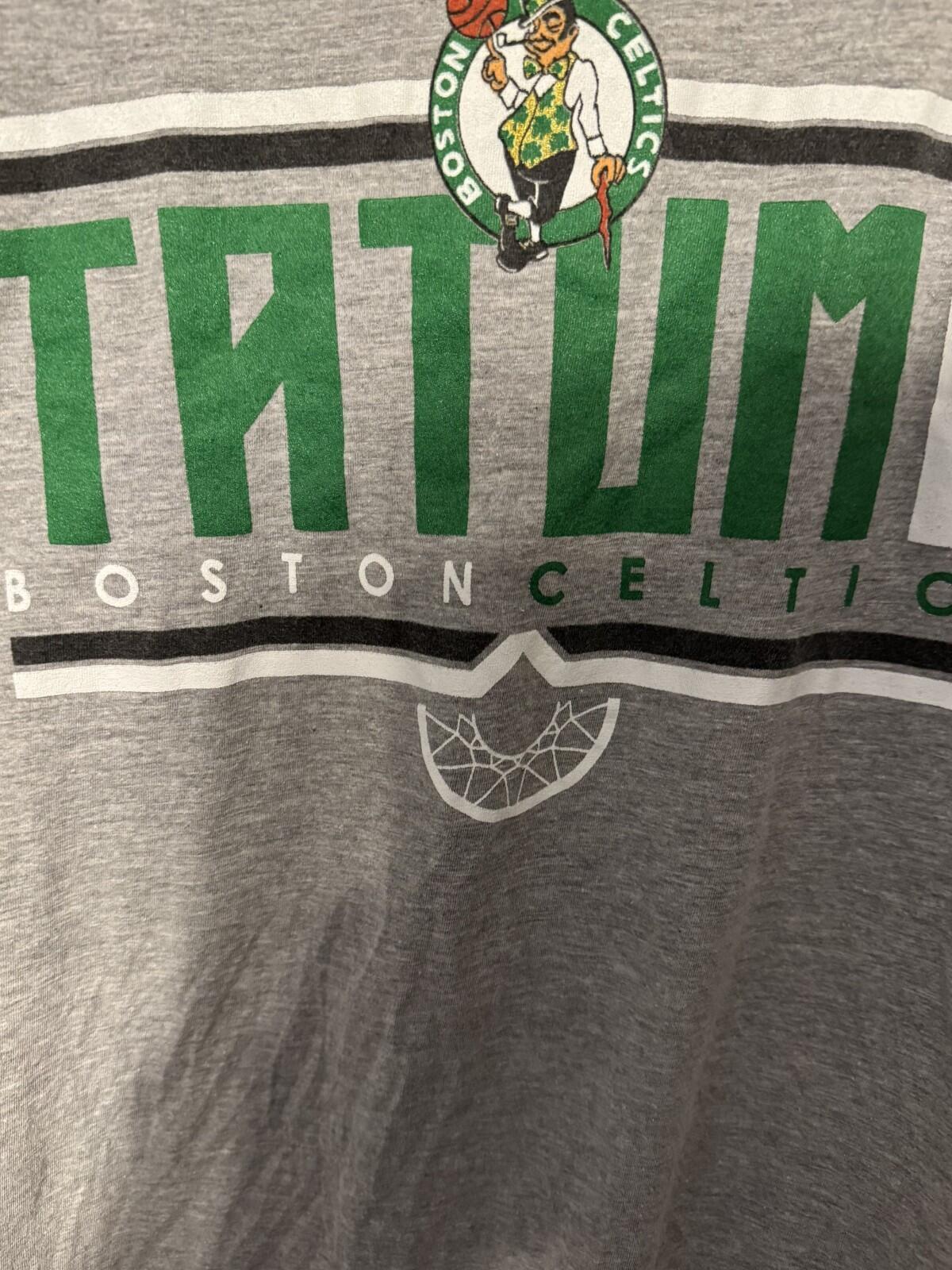 Boston Celtics Tatum #0 T-Shirt Men Size L NBA Gray