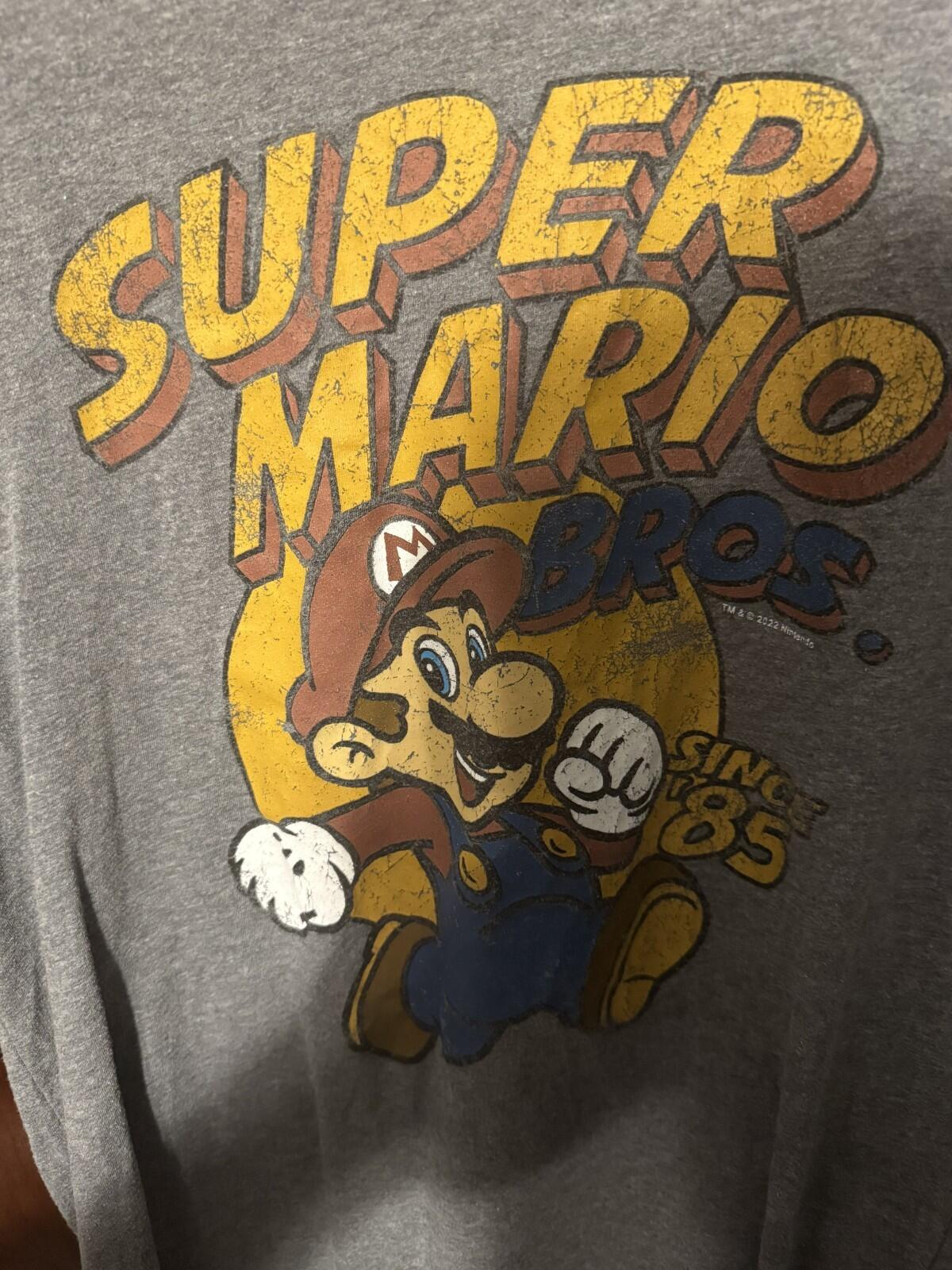 Super Mario Brothers T Shirt Men's Size Medium